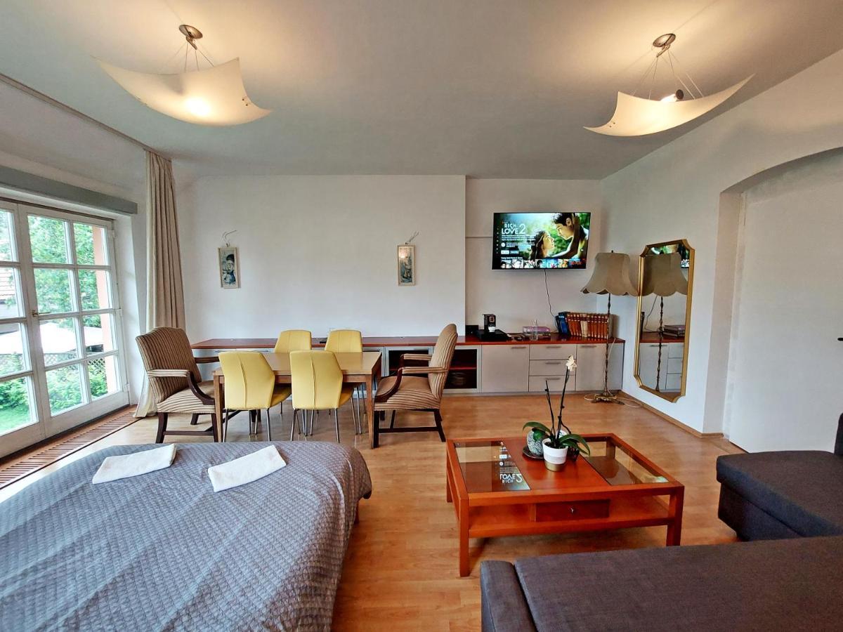 R24, Rose House Hotell Ljubljana Eksteriør bilde